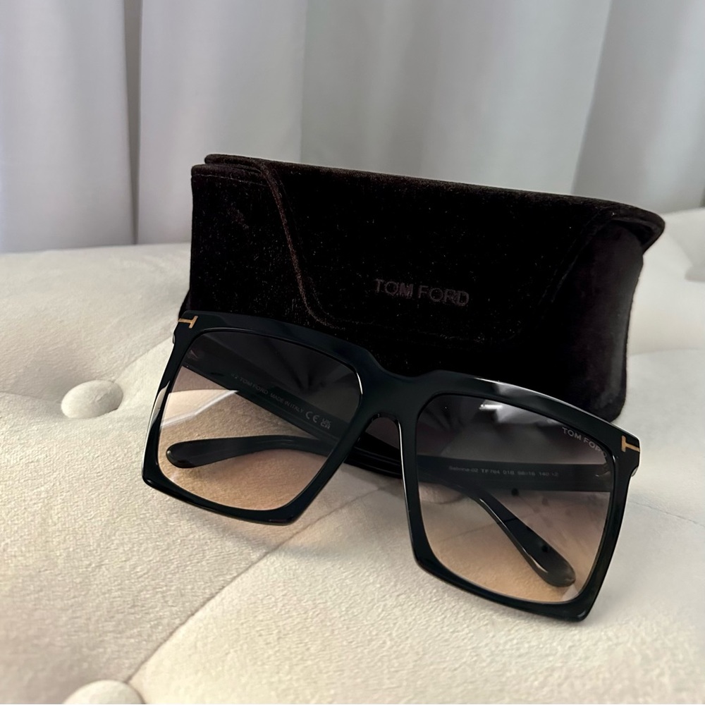 Authentic Tom Ford Sabrina Square Sunglasses - image 1